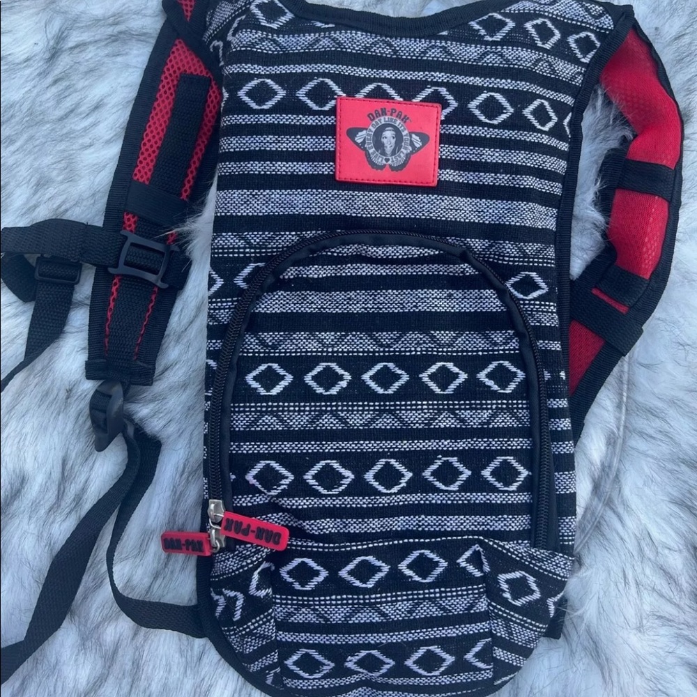 Hippie Trip Dan-Pak Hydration Back pack - 2L bladder - Rave & Festival Ware